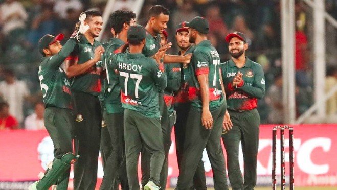 ভারতের বিপক্ষে ম্যাচের আগে দুঃসংবাদ পেল সাকিবরা